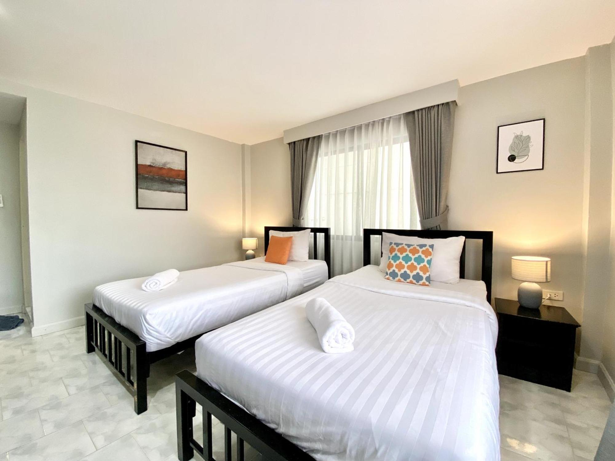 Beachwalk Minotel Patong Екстериор снимка