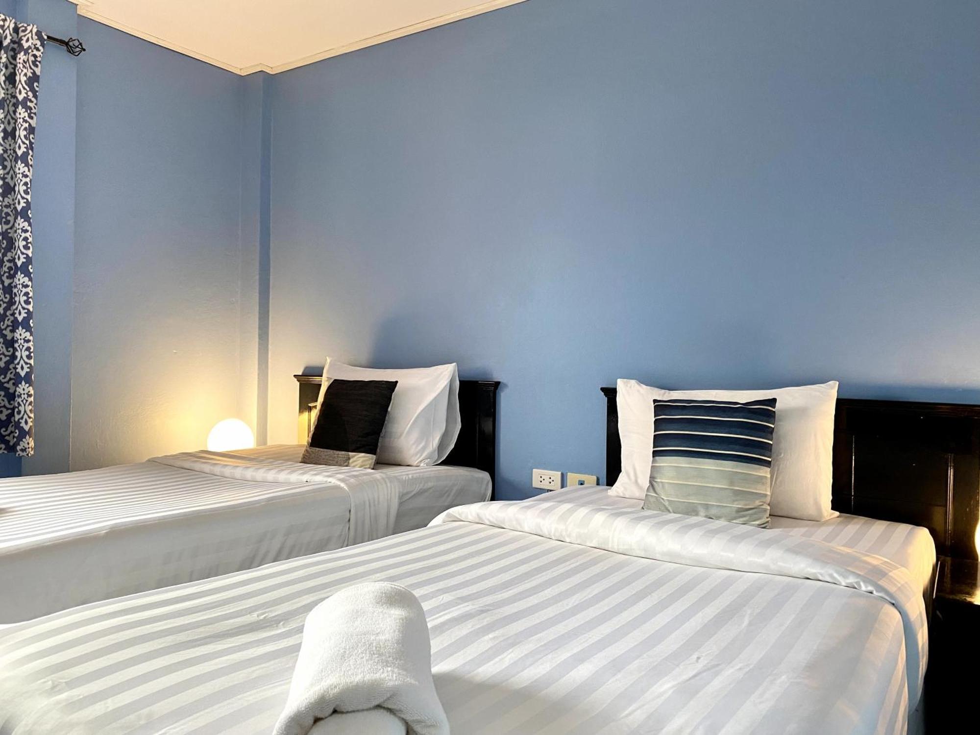 Beachwalk Minotel Patong Екстериор снимка