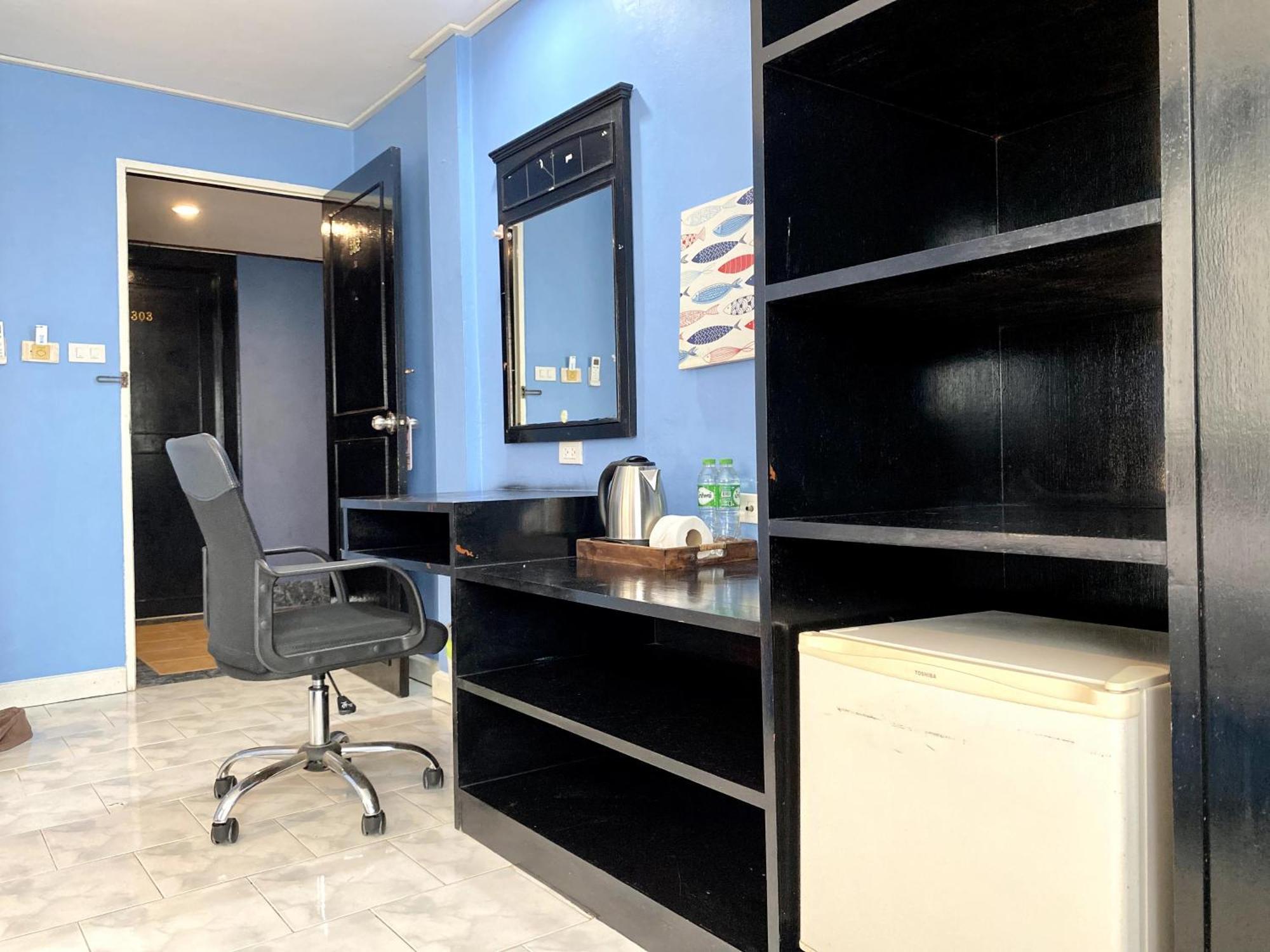 Beachwalk Minotel Patong Екстериор снимка